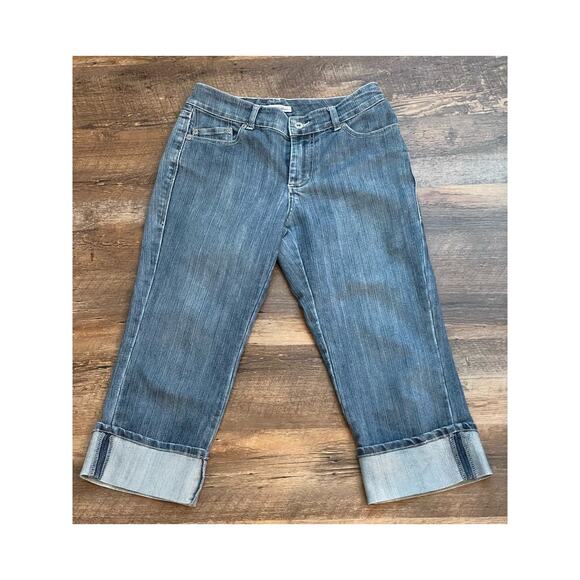 Chico's Premium  Lawson Crop Denim Jean Capris   Sz  Chicos 0 (Small) - Picture 1 of 9
